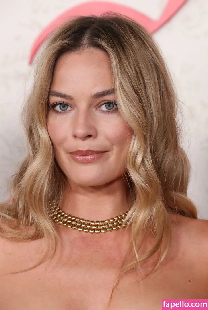 Margot Robbie Onlyfans Photo Gallery 