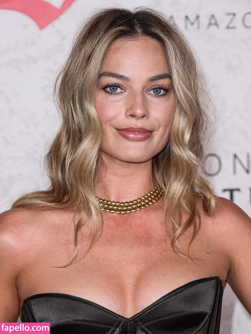 Margot Robbie Onlyfans Photo Gallery 