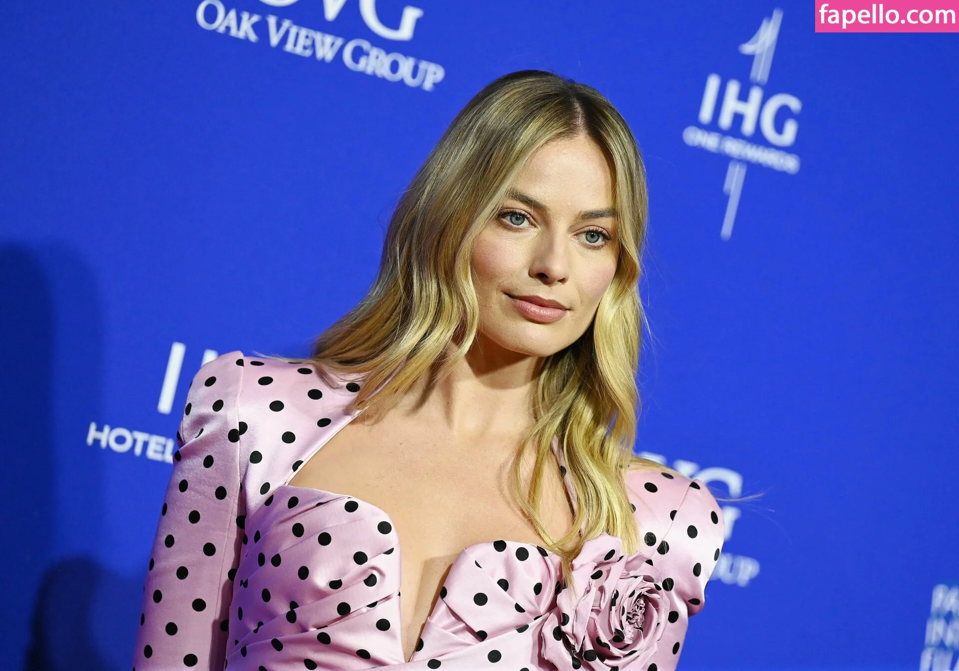 Margot Robbie Onlyfans Photo Gallery 