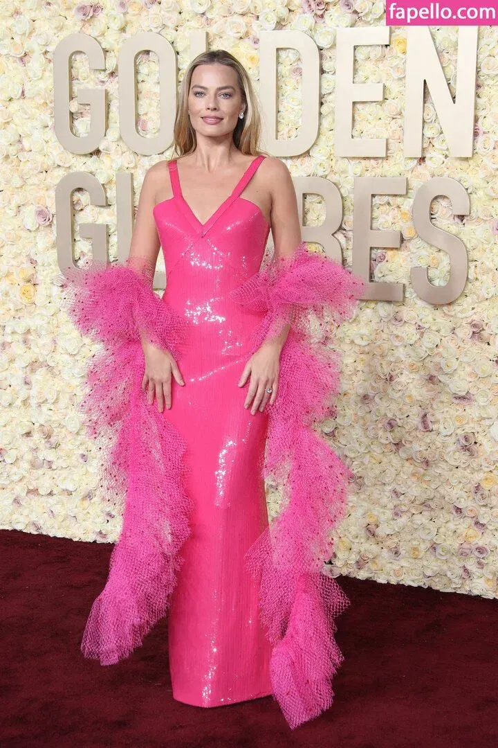 Margot Robbie Onlyfans Photo Gallery 