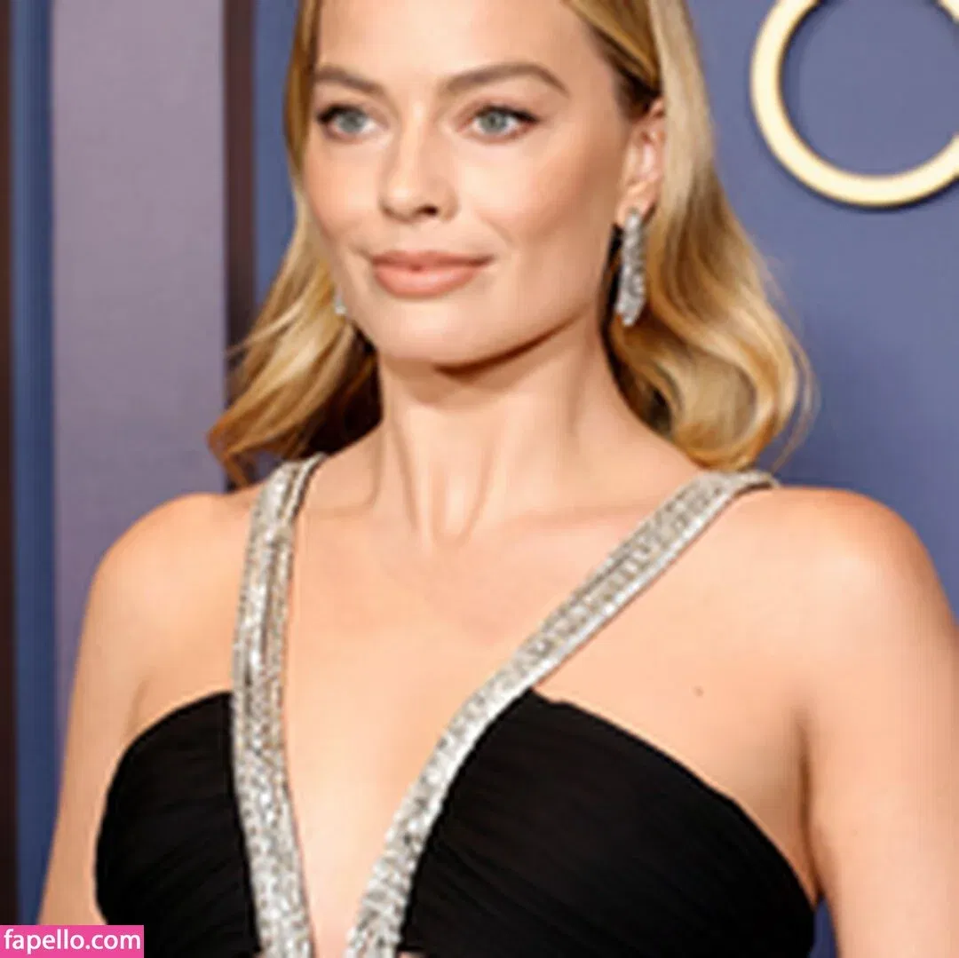 Margot Robbie Onlyfans Photo Gallery 