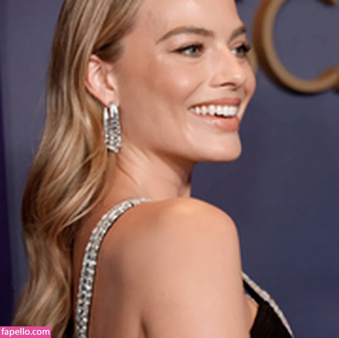 Margot Robbie Onlyfans Photo Gallery 
