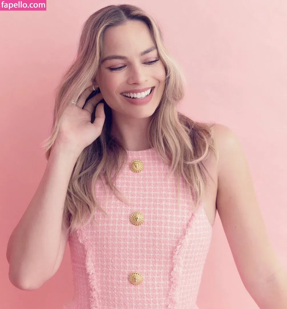 Margot Robbie Onlyfans Photo Gallery 
