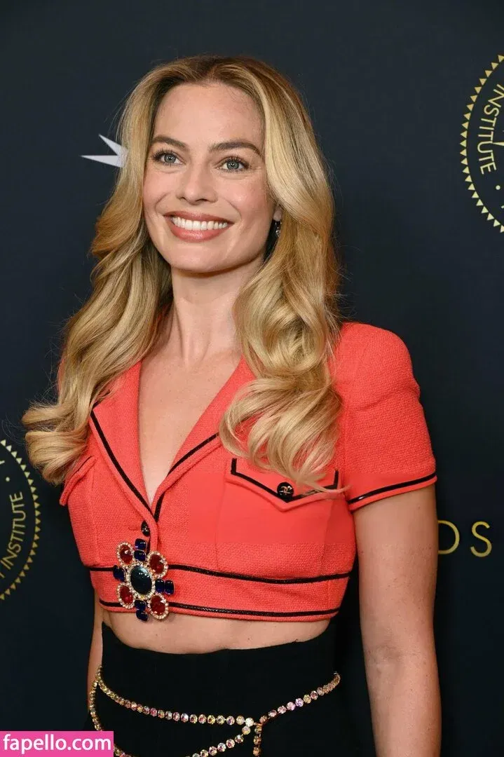 Margot Robbie Onlyfans Photo Gallery 