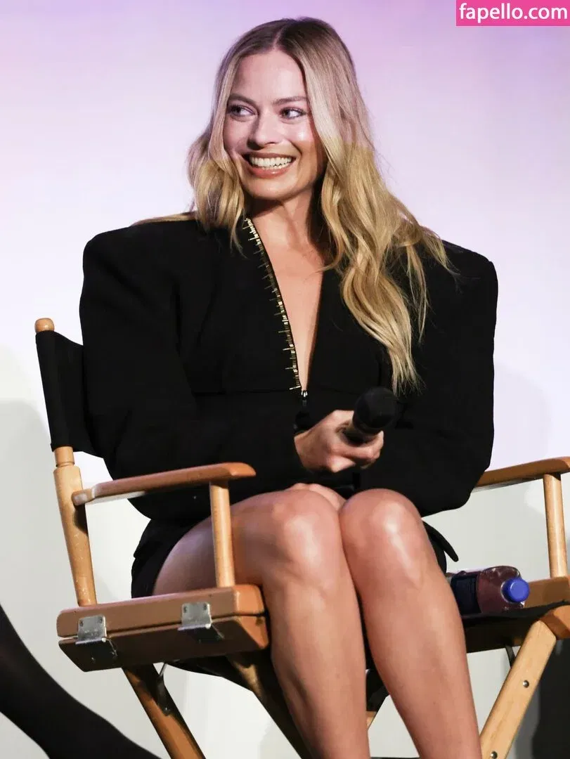 Margot Robbie Onlyfans Photo Gallery 