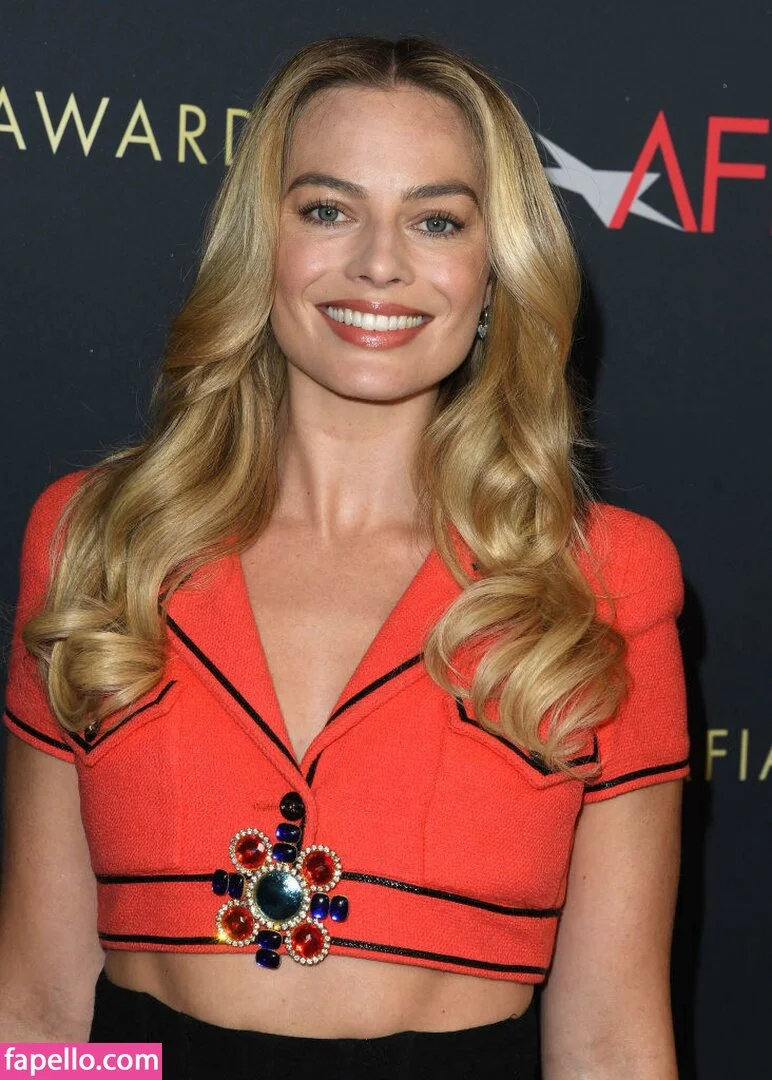 Margot Robbie Onlyfans Photo Gallery 