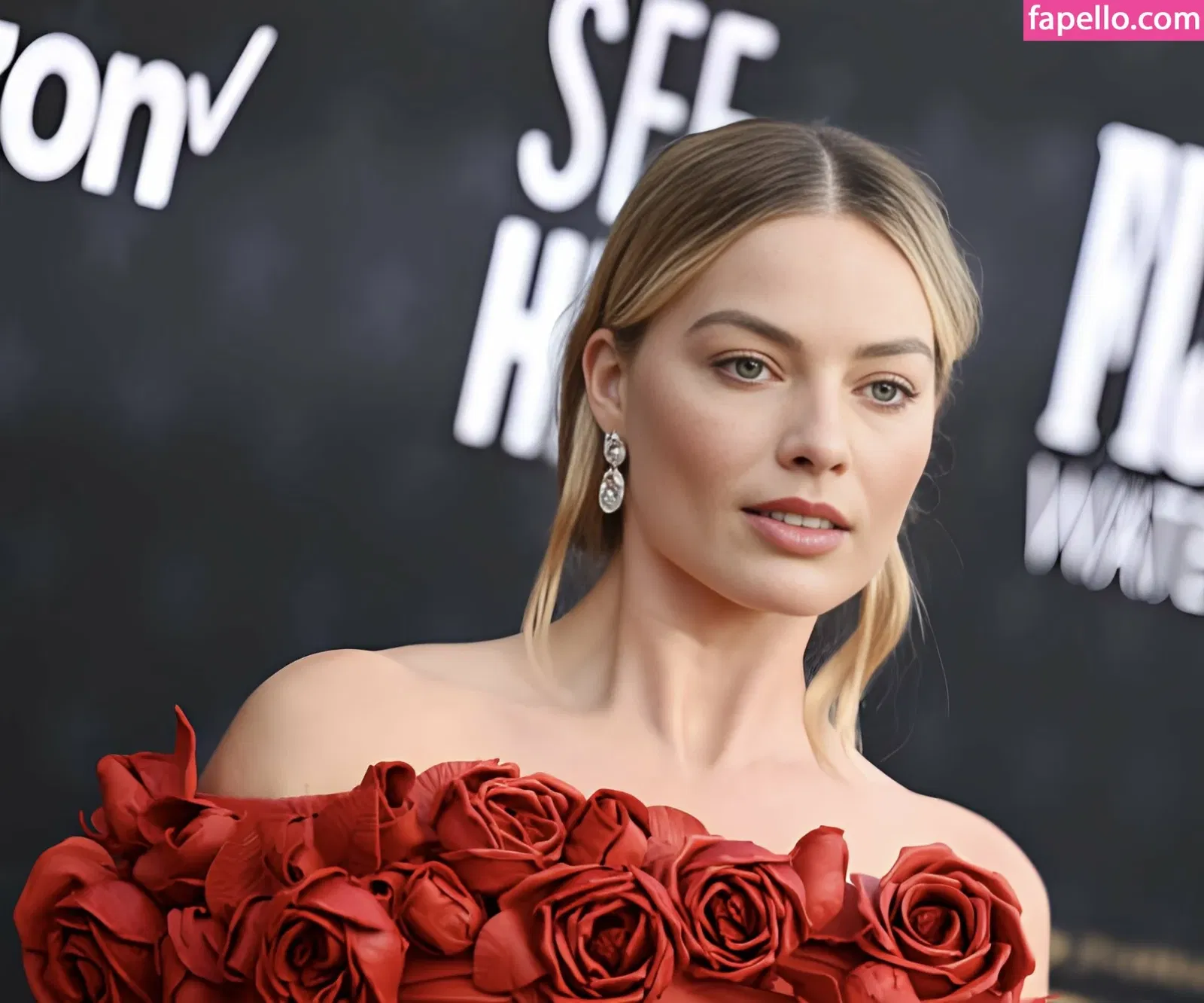 Margot Robbie Onlyfans Photo Gallery 