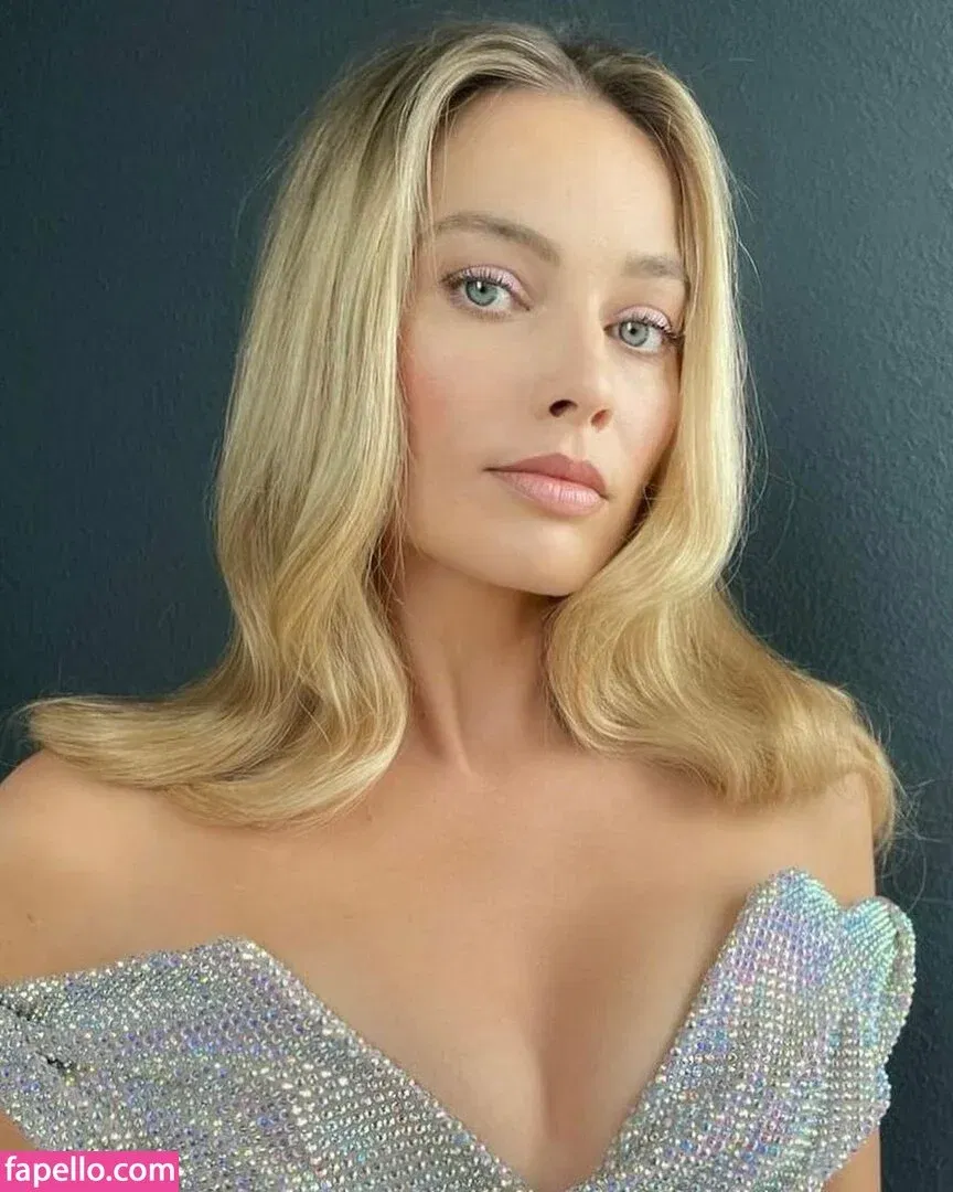 Margot Robbie Onlyfans Photo Gallery 