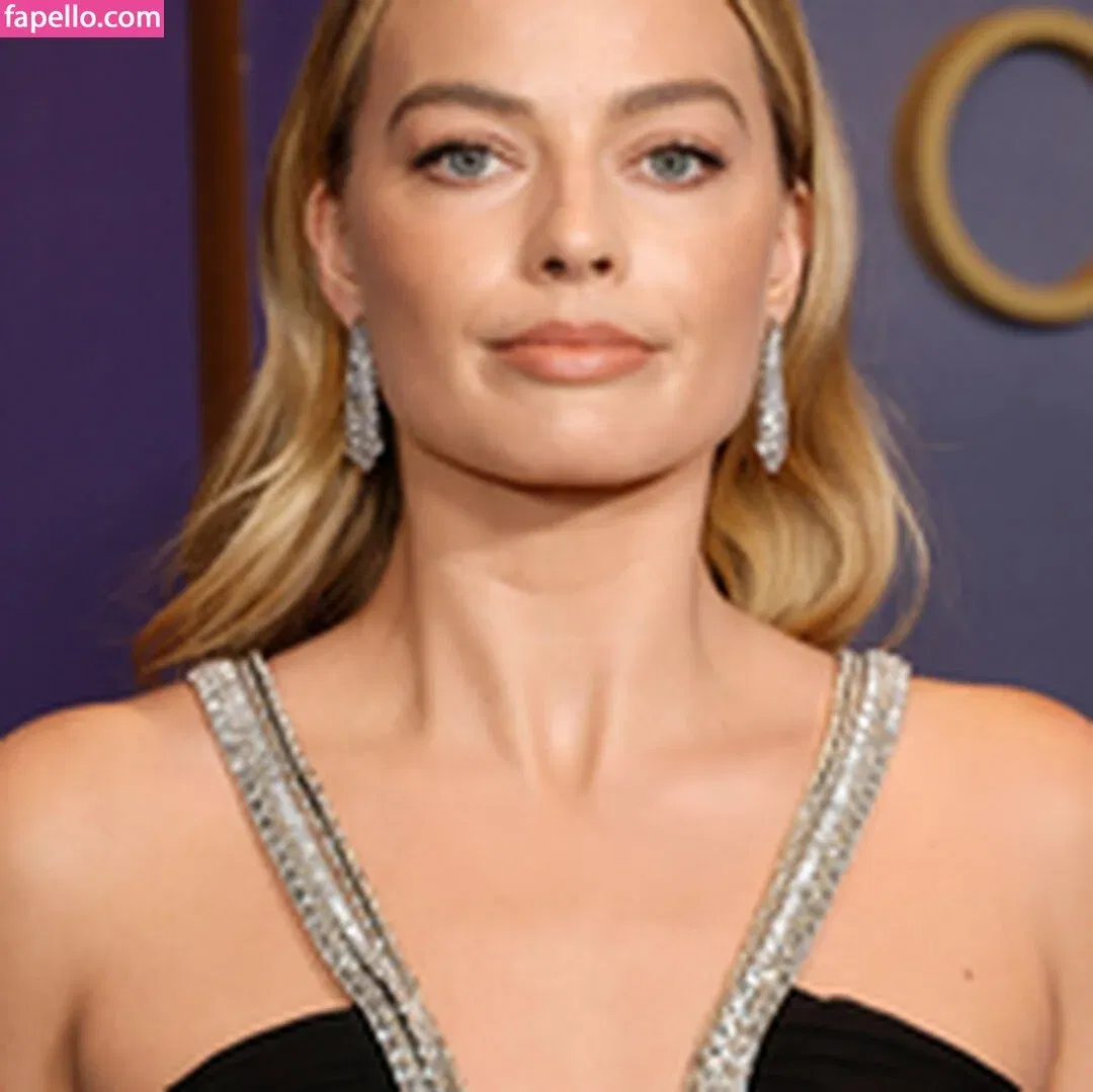 Margot Robbie Onlyfans Photo Gallery 