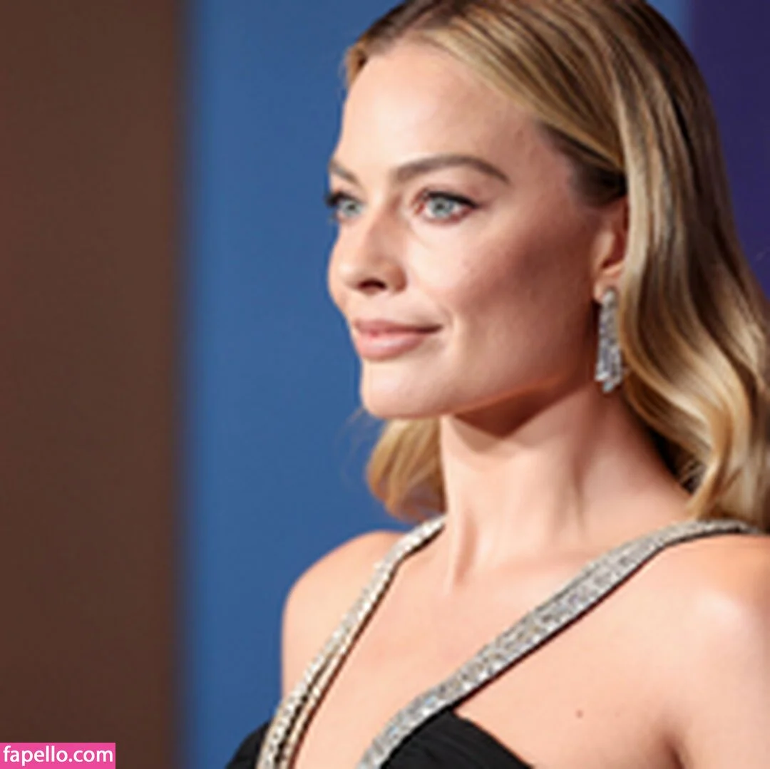 Margot Robbie Onlyfans Photo Gallery 