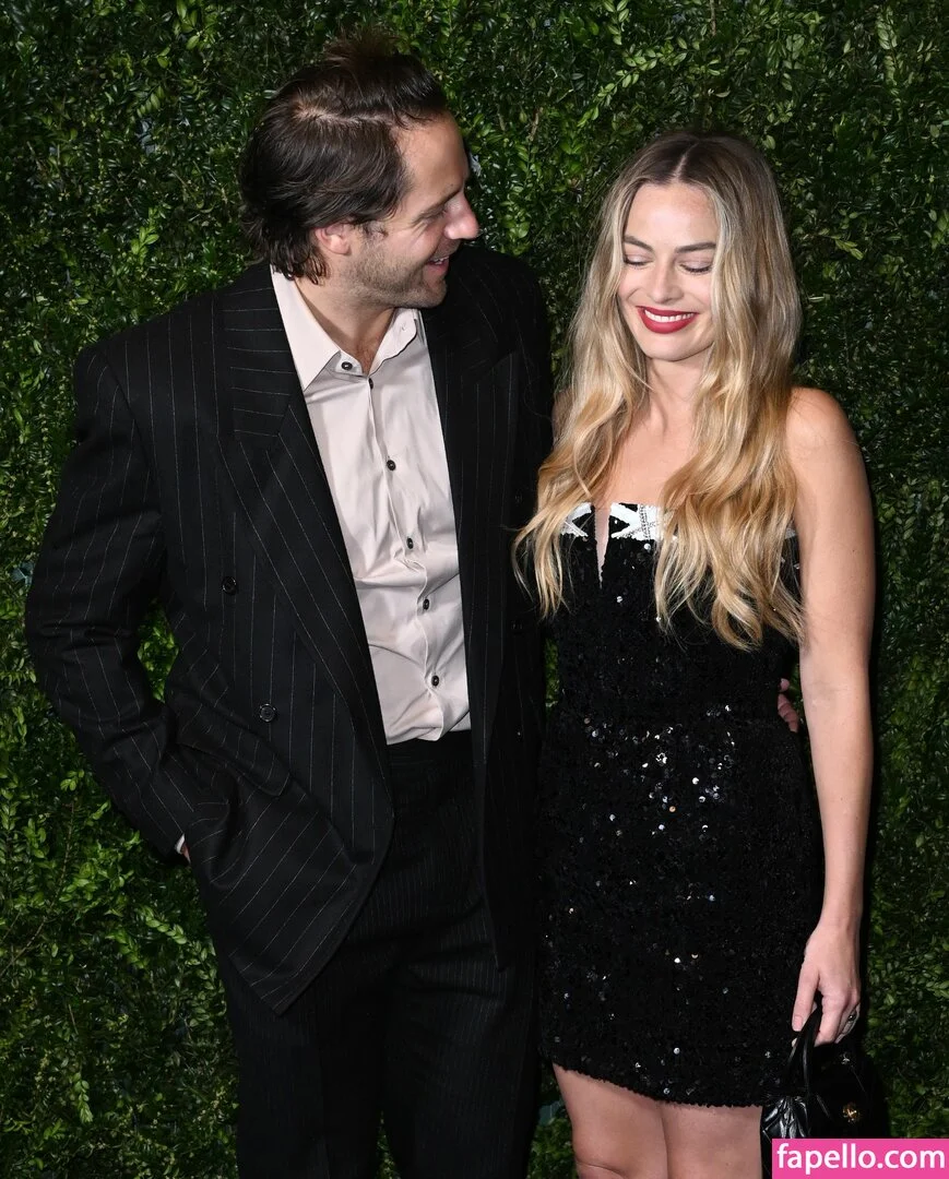 Margot Robbie Onlyfans Photo Gallery 