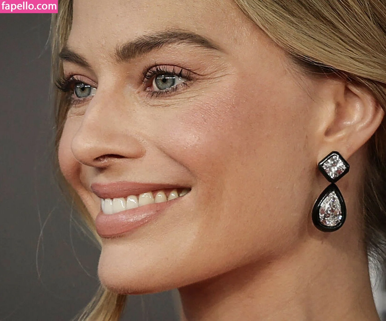 Margot Robbie Onlyfans Photo Gallery 