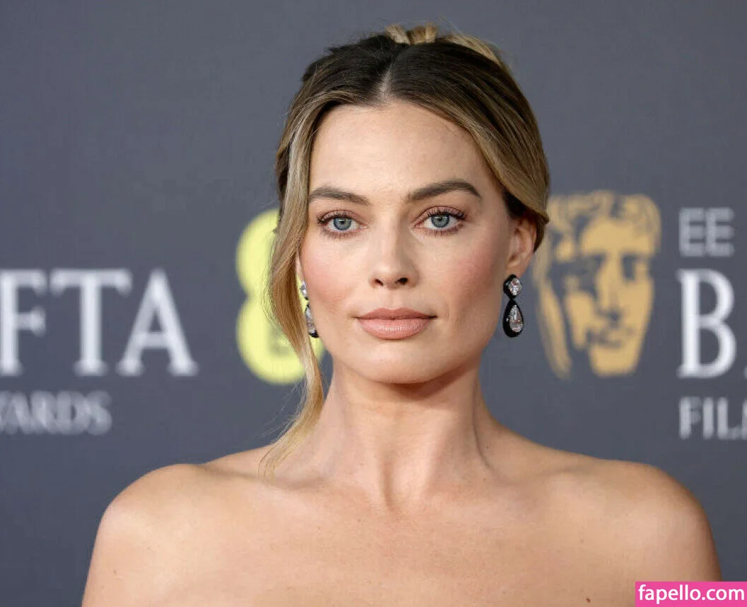 Margot Robbie Onlyfans Photo Gallery 