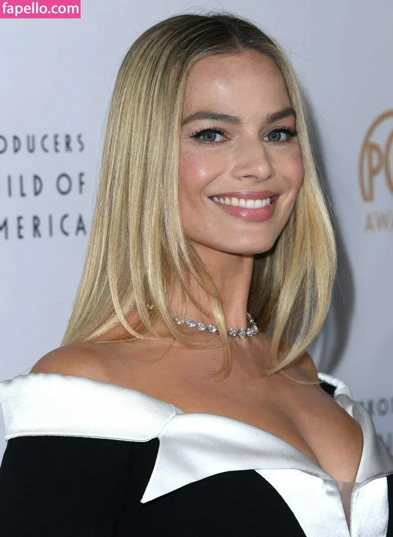 Margot Robbie Onlyfans Photo Gallery 