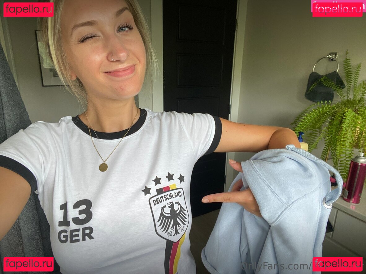 Lena.bayer Nude Onlyfans Photo 10