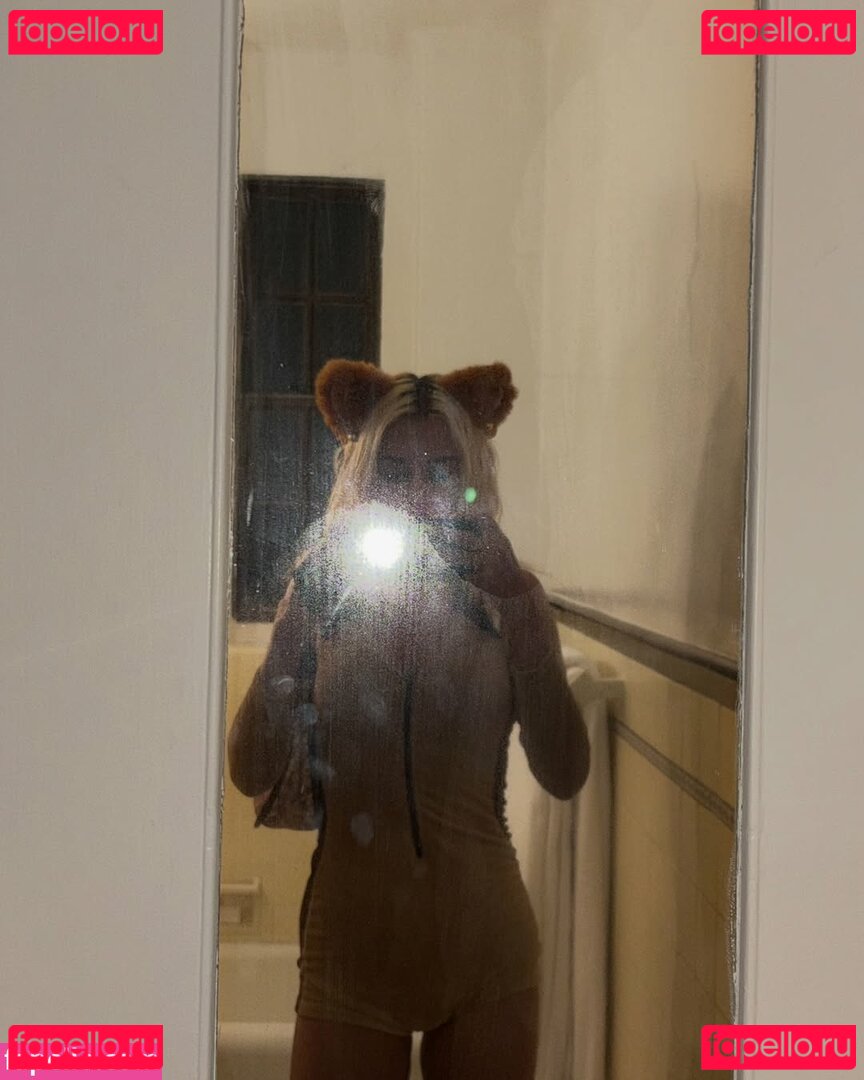 Tommy Genesis Nude Onlyfans Photo 40