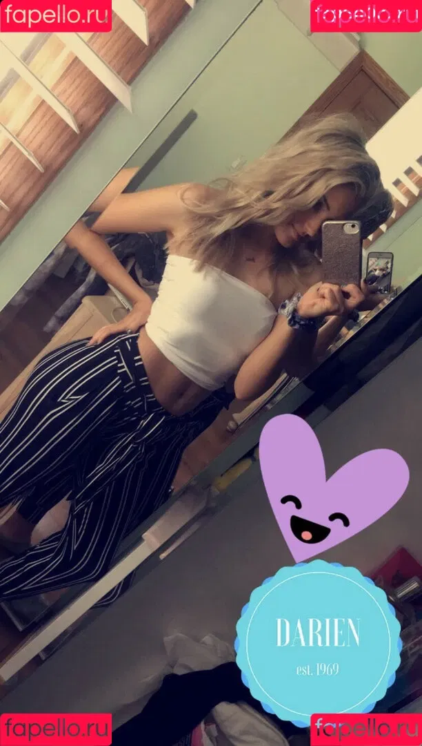 julllaayyy Onlyfans Photo Gallery 