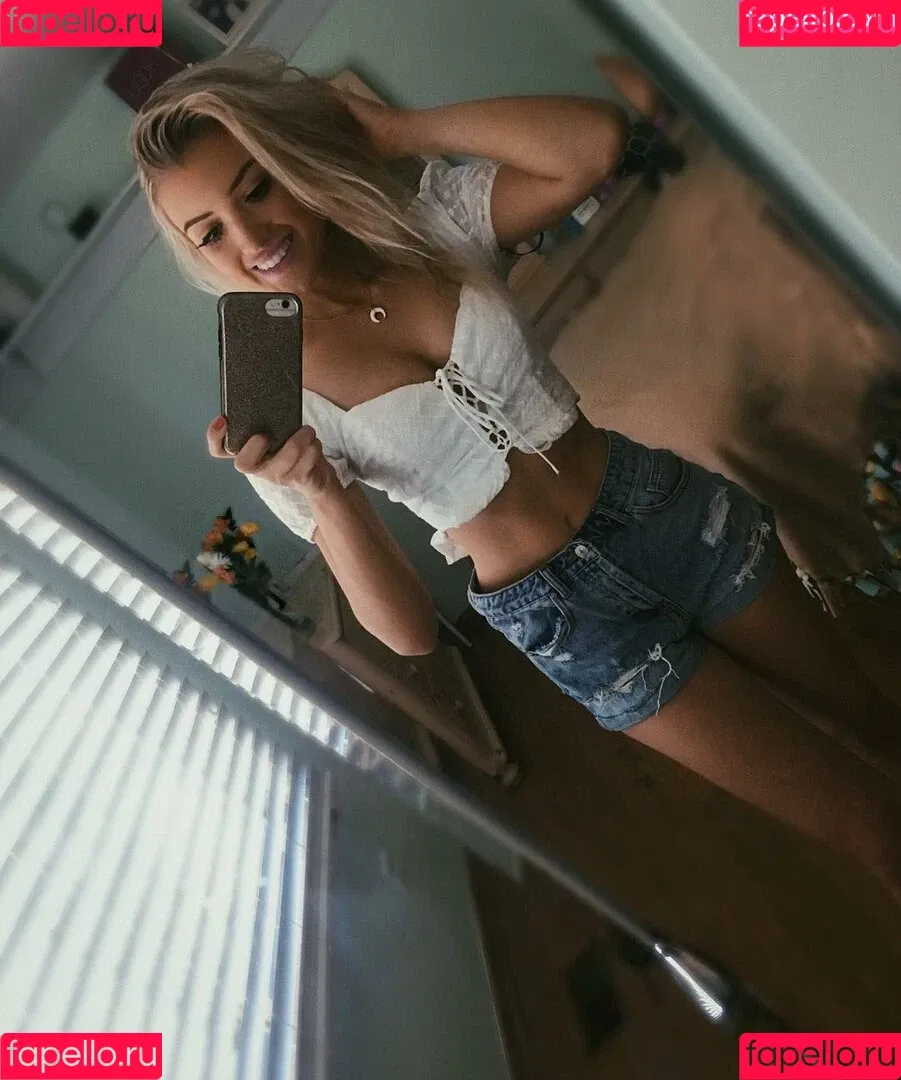 julllaayyy Onlyfans Photo Gallery 
