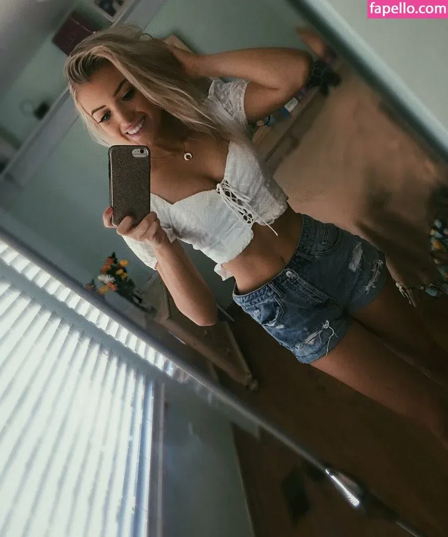 julllaayyy Onlyfans Photo Gallery 