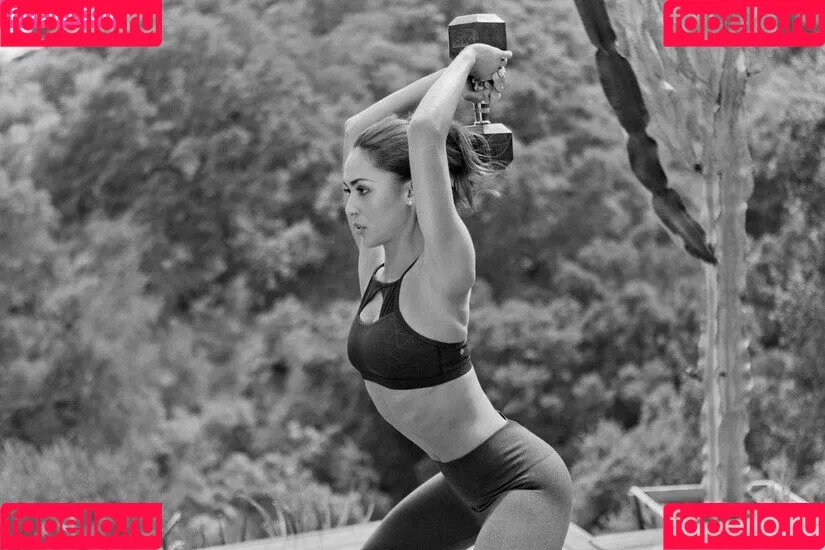 Lindsey Morgan Onlyfans Photo Gallery 