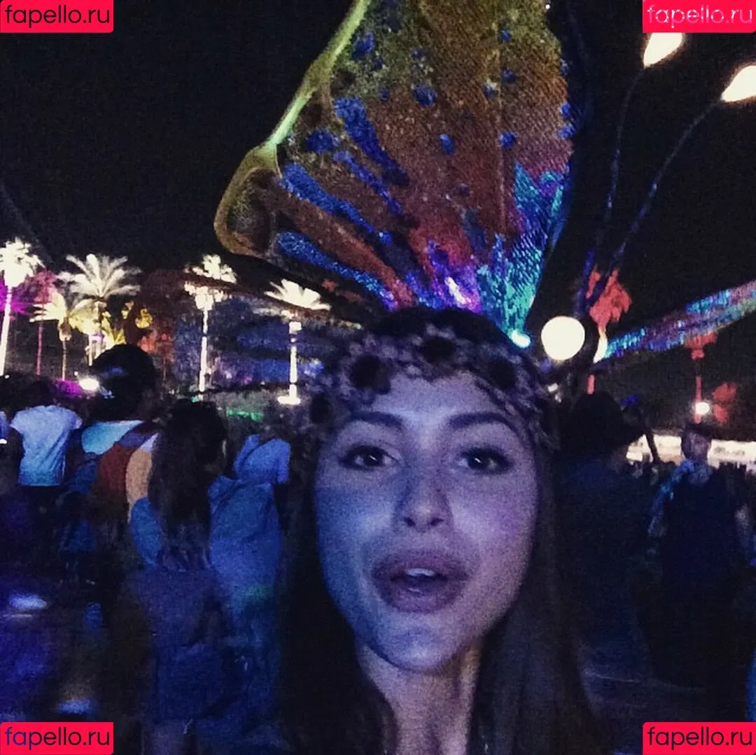 Lindsey Morgan Onlyfans Photo Gallery 