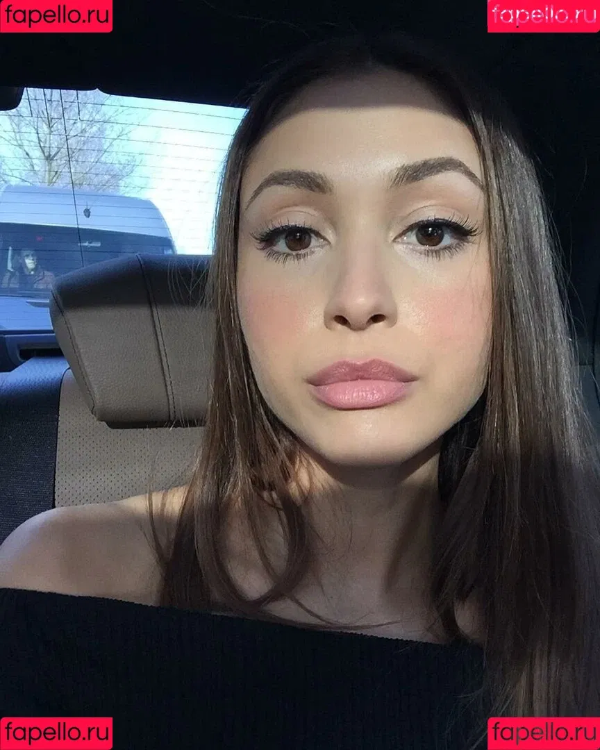 Lindsey Morgan Onlyfans Photo Gallery 