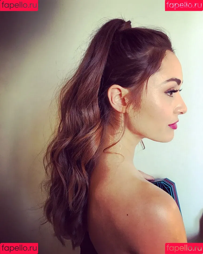 Lindsey Morgan Onlyfans Photo Gallery 