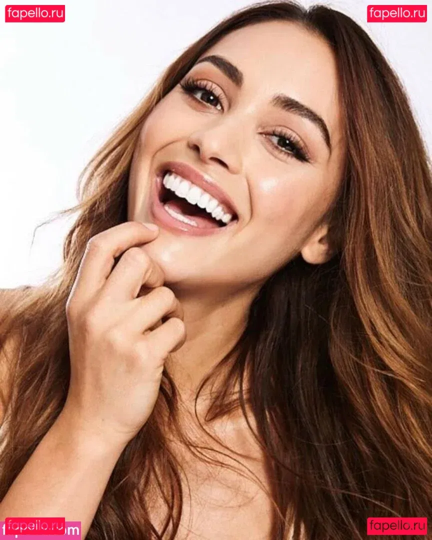 Lindsey Morgan Onlyfans Photo Gallery 