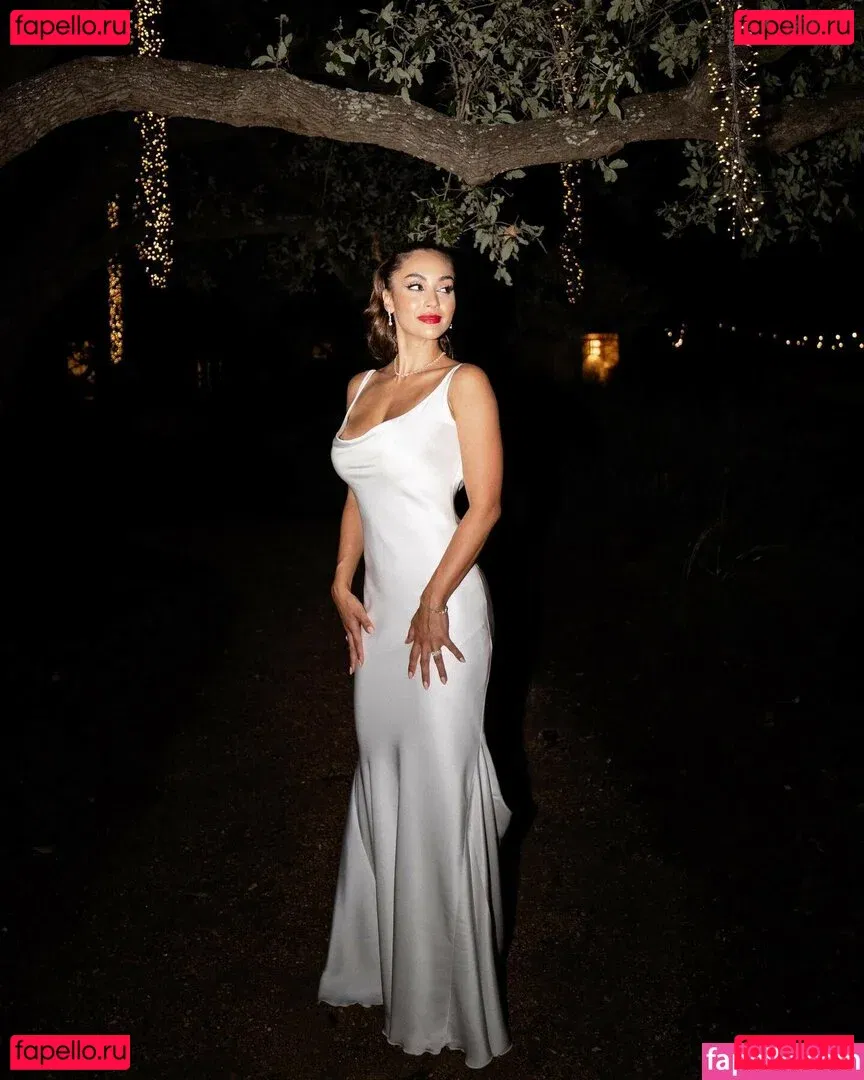 Lindsey Morgan Onlyfans Photo Gallery 