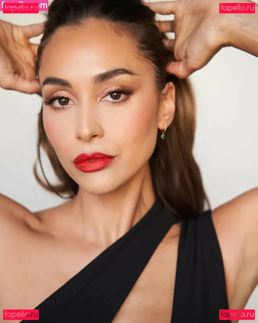 Lindsey Morgan Onlyfans Photo Gallery 