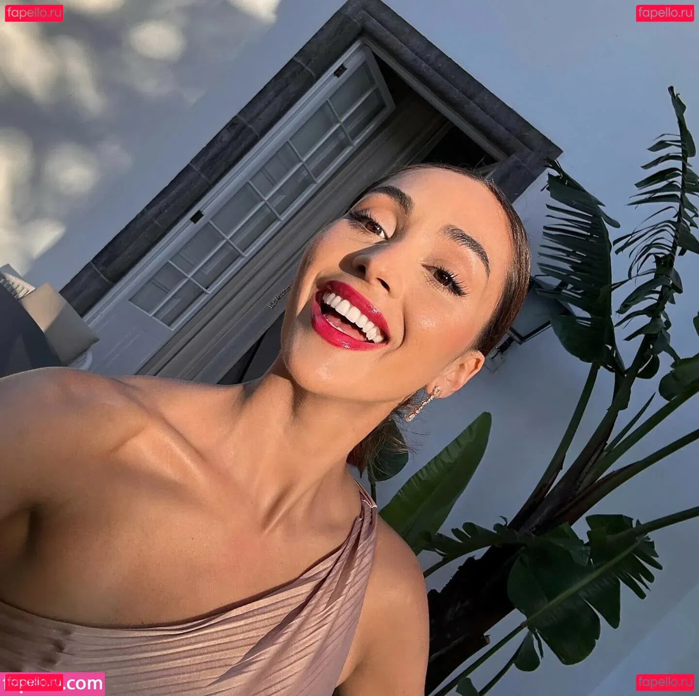 Lindsey Morgan Onlyfans Photo Gallery 