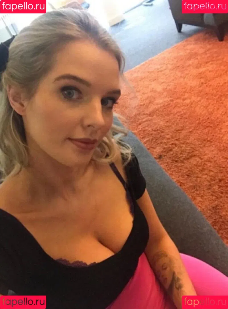 Helen Flanagan Onlyfans Photo Gallery 