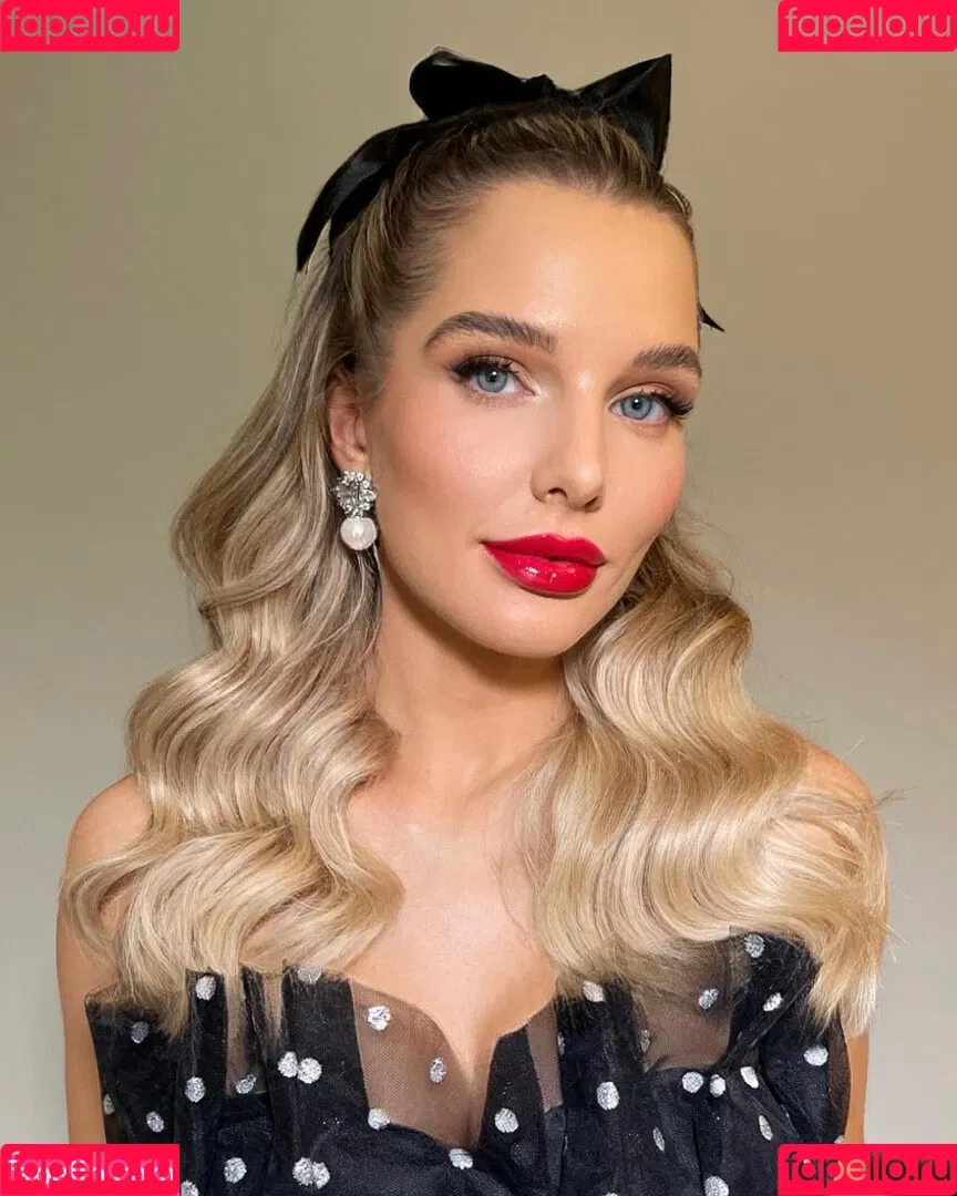 Helen Flanagan Onlyfans Photo Gallery 