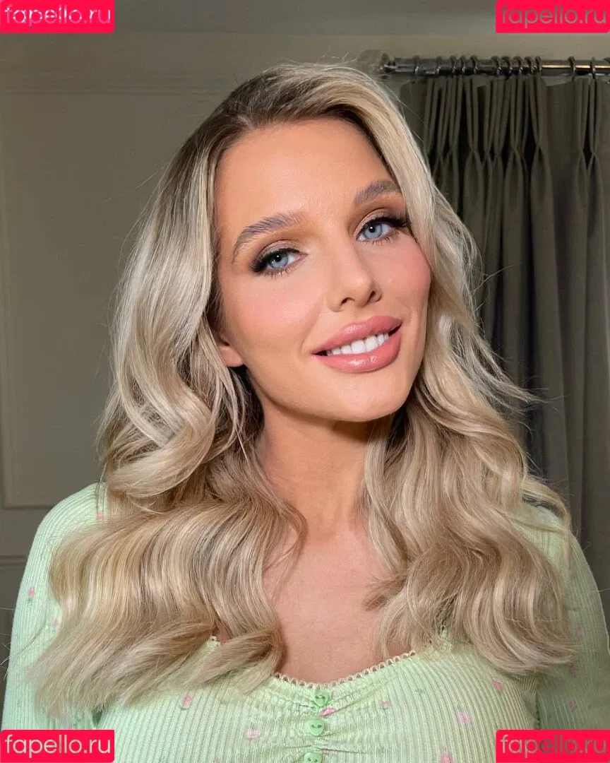 Helen Flanagan Onlyfans Photo Gallery 