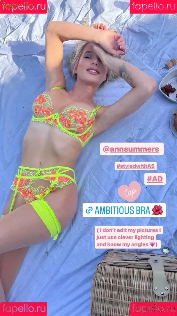 Helen Flanagan Onlyfans Photo Gallery 