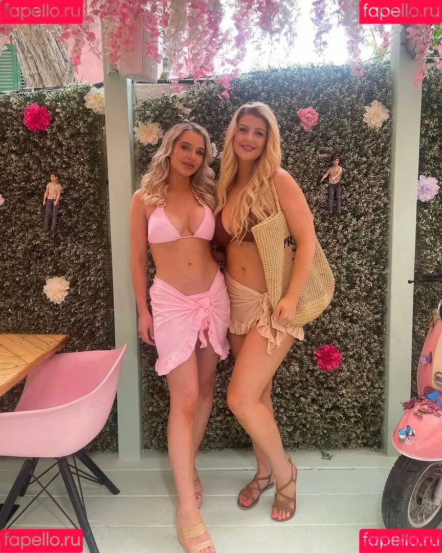 Helen Flanagan Onlyfans Photo Gallery 