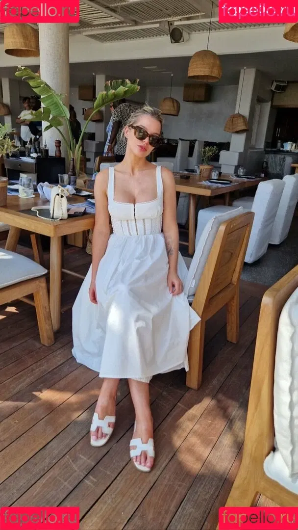 Helen Flanagan Onlyfans Photo Gallery 