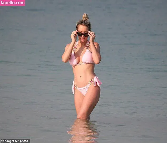 Helen Flanagan Onlyfans Photo Gallery 