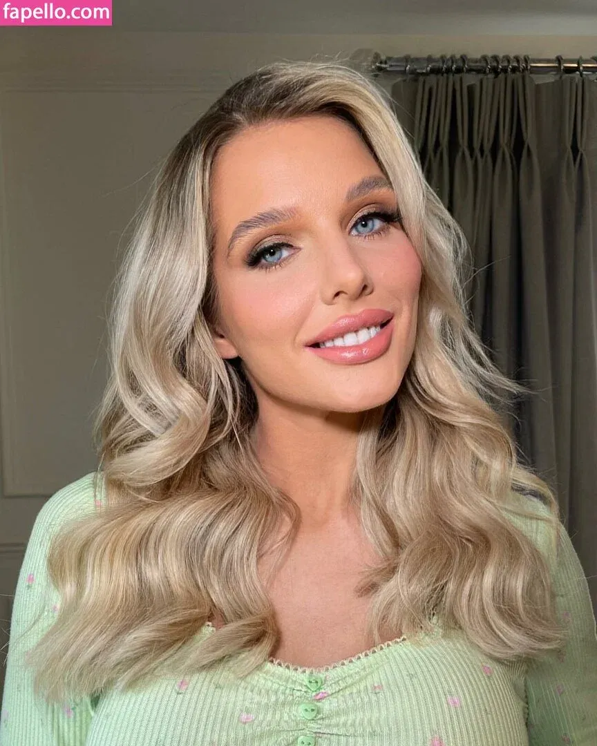Helen Flanagan Onlyfans Photo Gallery 