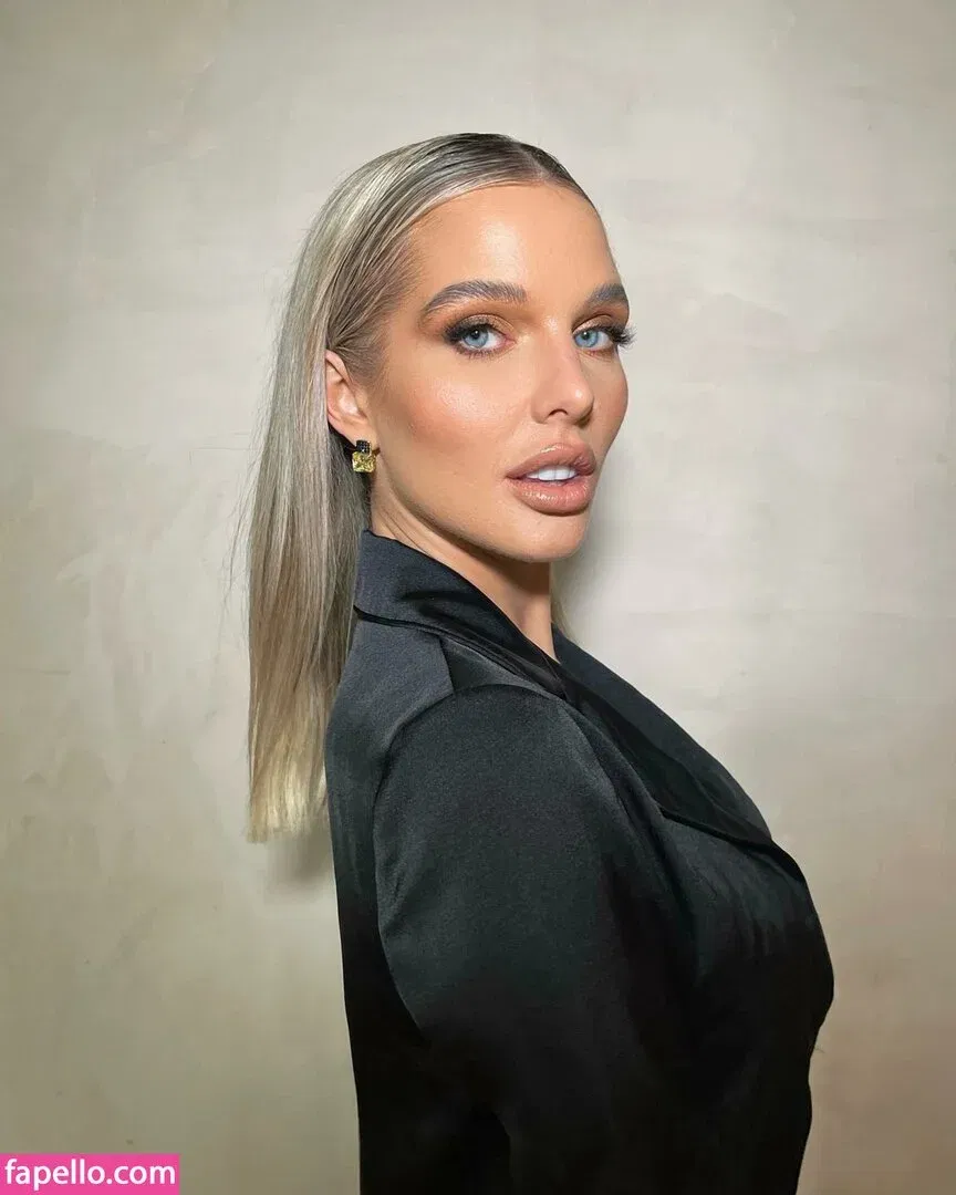Helen Flanagan Onlyfans Photo Gallery 