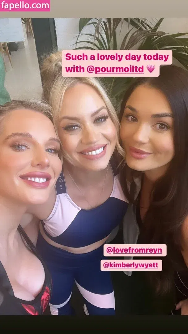 Helen Flanagan Onlyfans Photo Gallery 