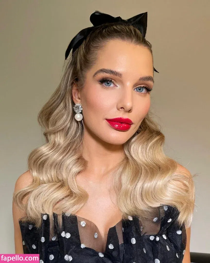 Helen Flanagan Onlyfans Photo Gallery 