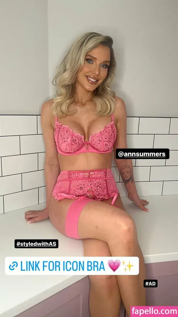 Helen Flanagan Onlyfans Photo Gallery 
