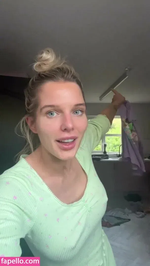 Helen Flanagan Onlyfans Photo Gallery 