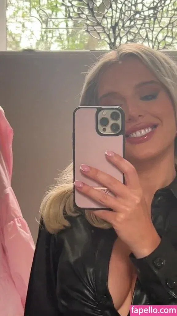 Helen Flanagan Onlyfans Photo Gallery 