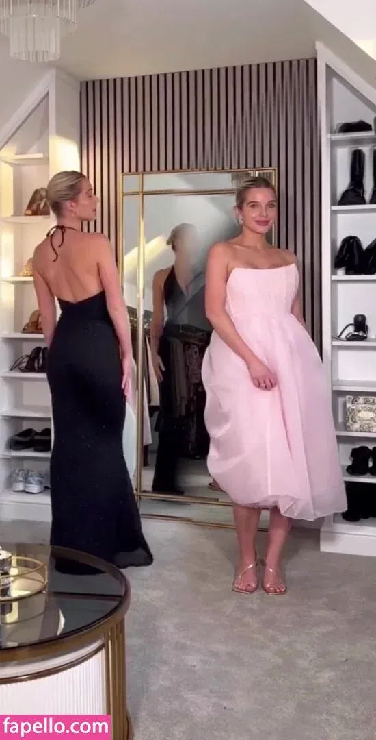 Helen Flanagan Onlyfans Photo Gallery 