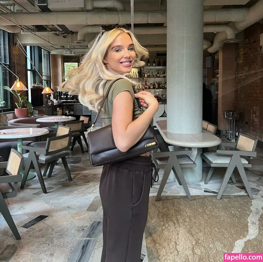 Helen Flanagan Onlyfans Photo Gallery 