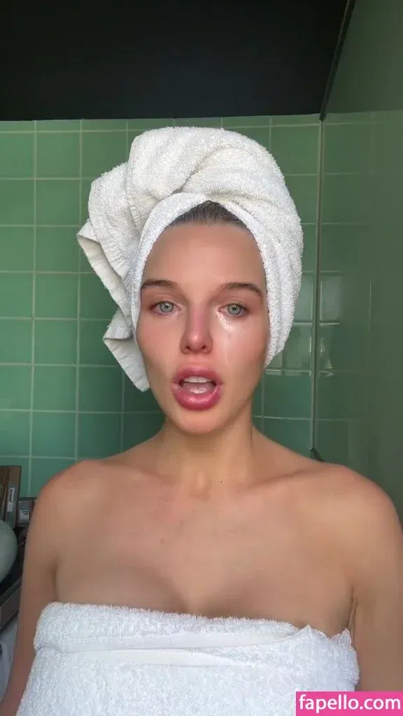 Helen Flanagan Onlyfans Photo Gallery 