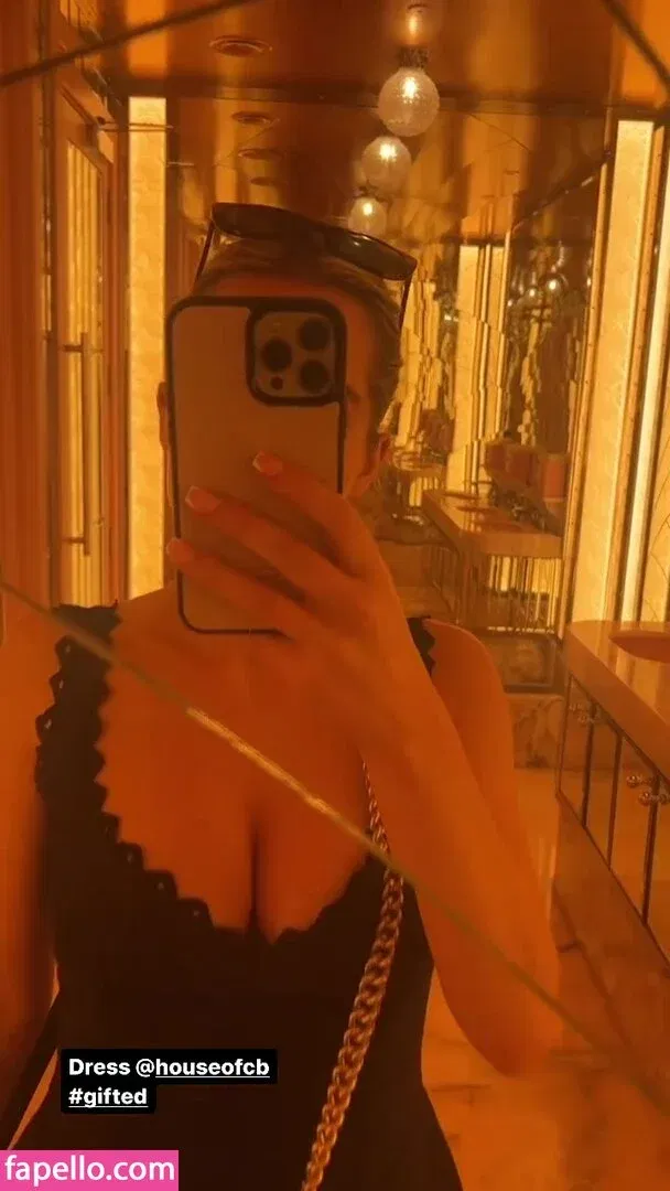 Helen Flanagan Onlyfans Photo Gallery 