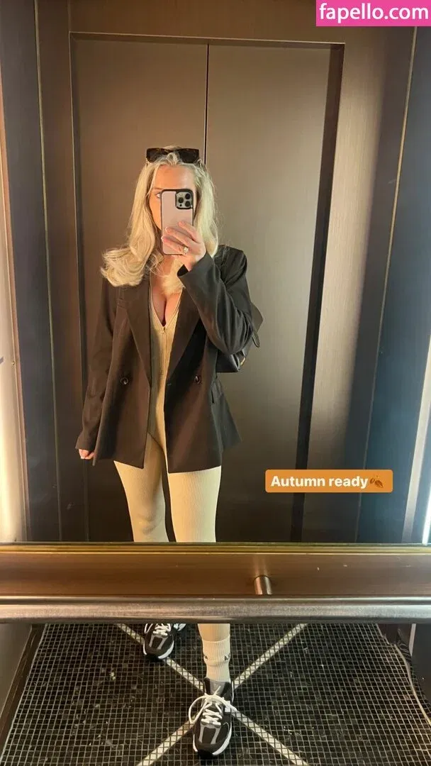 Helen Flanagan Onlyfans Photo Gallery 